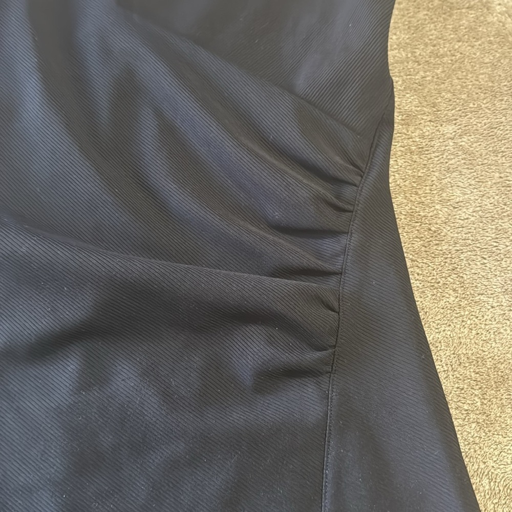 ATHLETA Bayview Athleisure Ruched Black Sleeveless Top - Picture 4 of 10